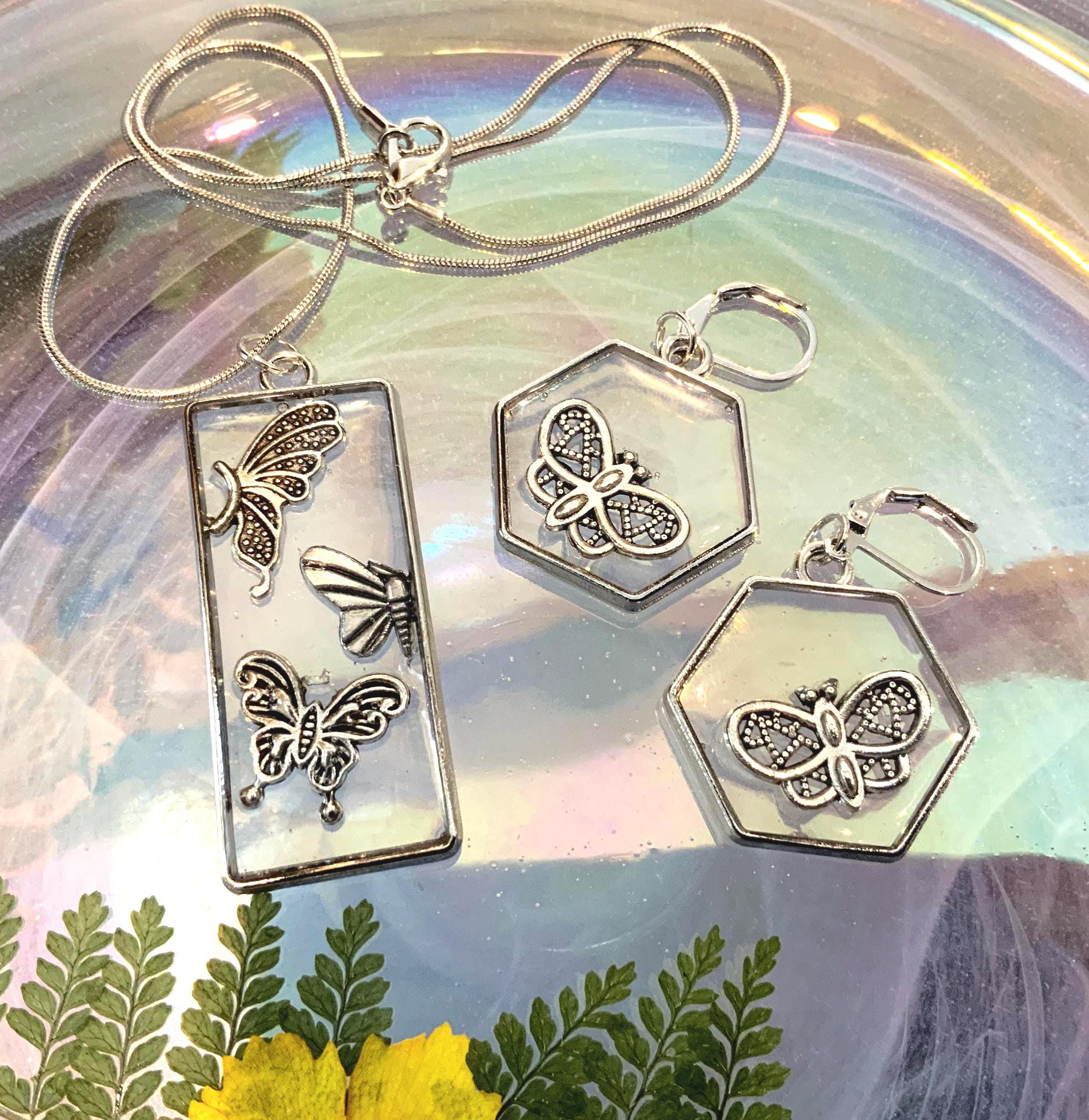 Butterfly Garden Jewelry Set: Stainless Steel Necklace & Earrings