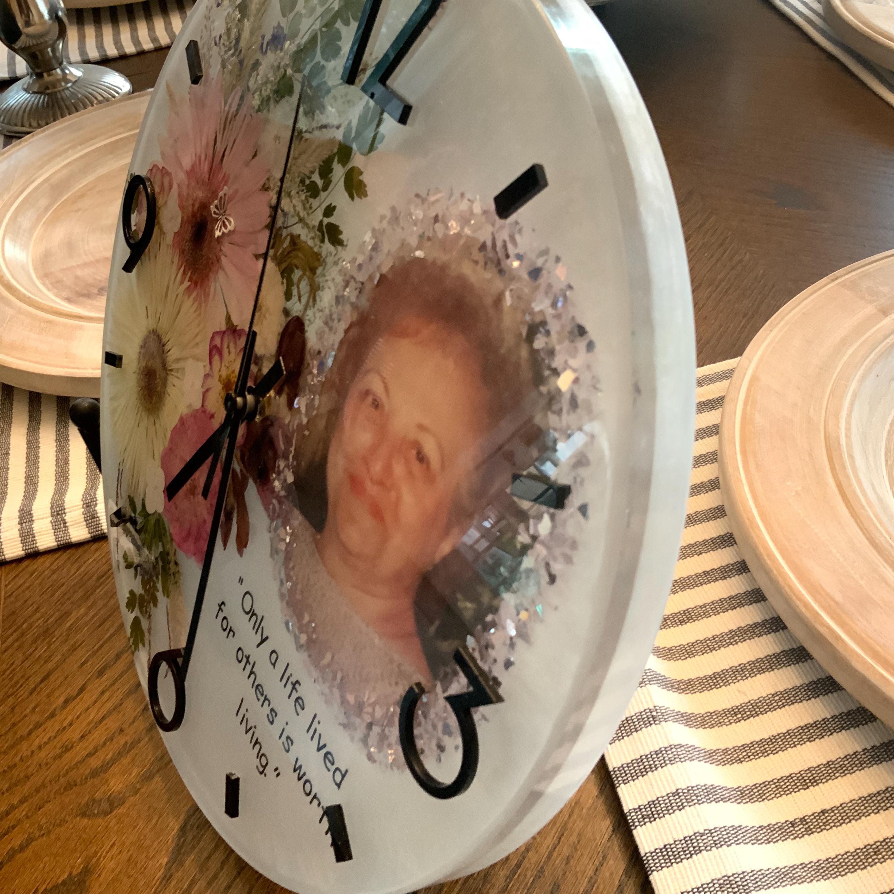 Personalized Memorial Clock – Photo & Quote Pressed Flower Keepsake Gift
