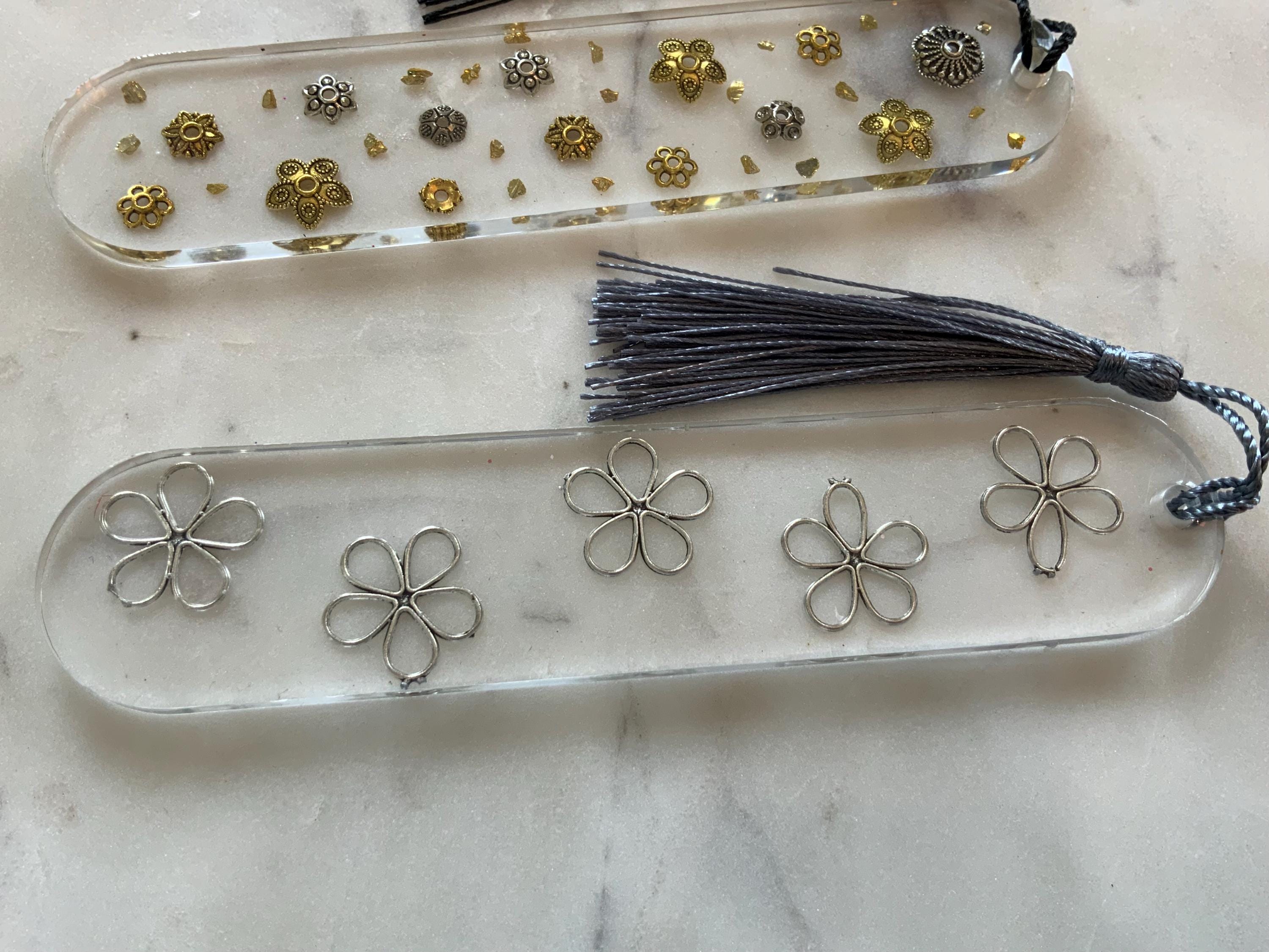 Handmade Resin Bookmark – Metallic Swirl Design