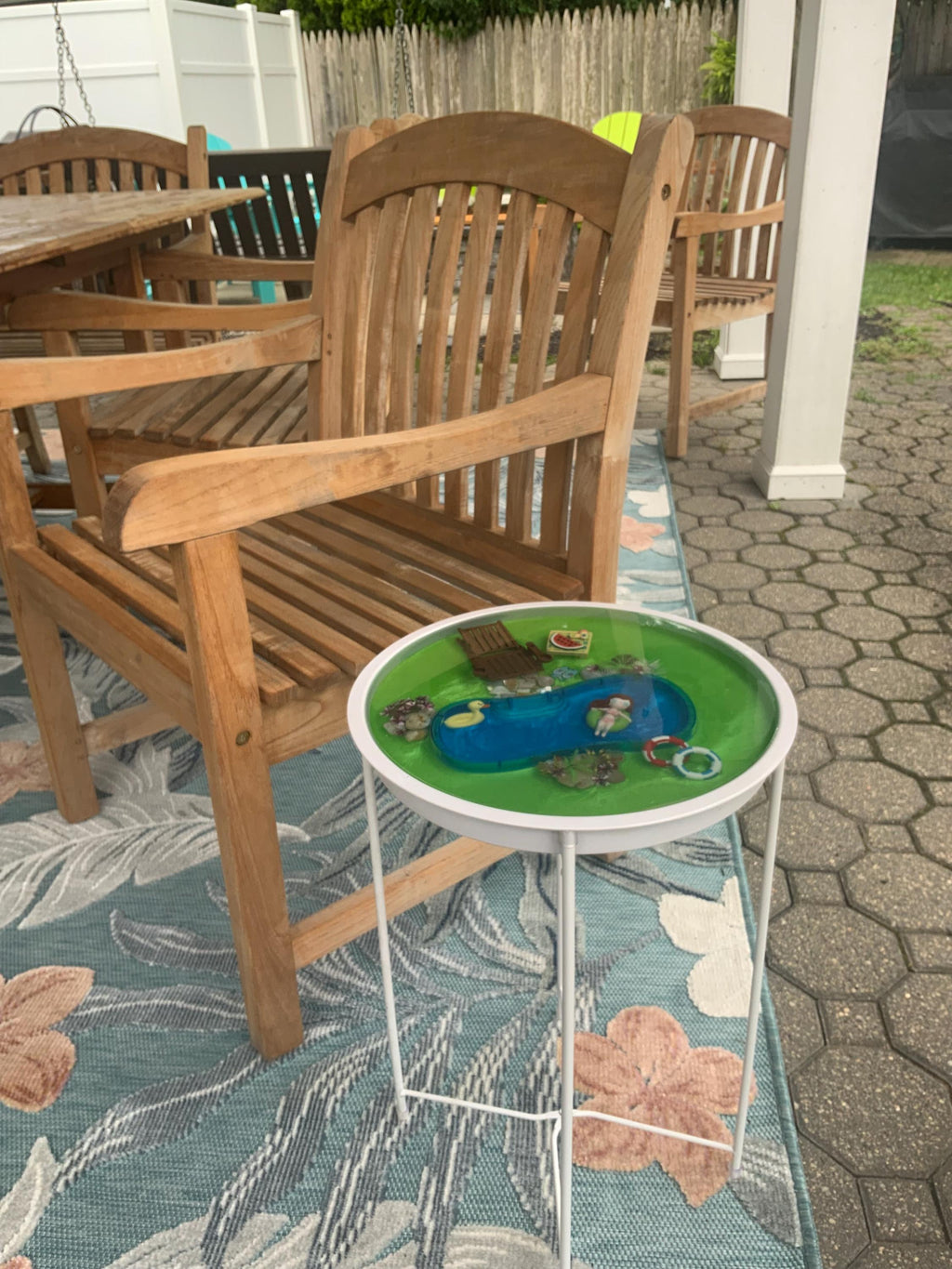 Sunbathing Side Table