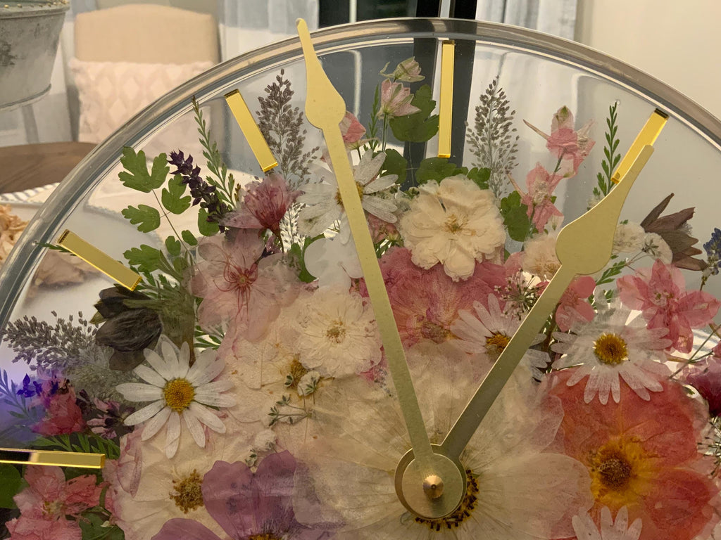 Pressed Flower Wall Clock – Real Flowers Gold Accents 12 Inch Resin