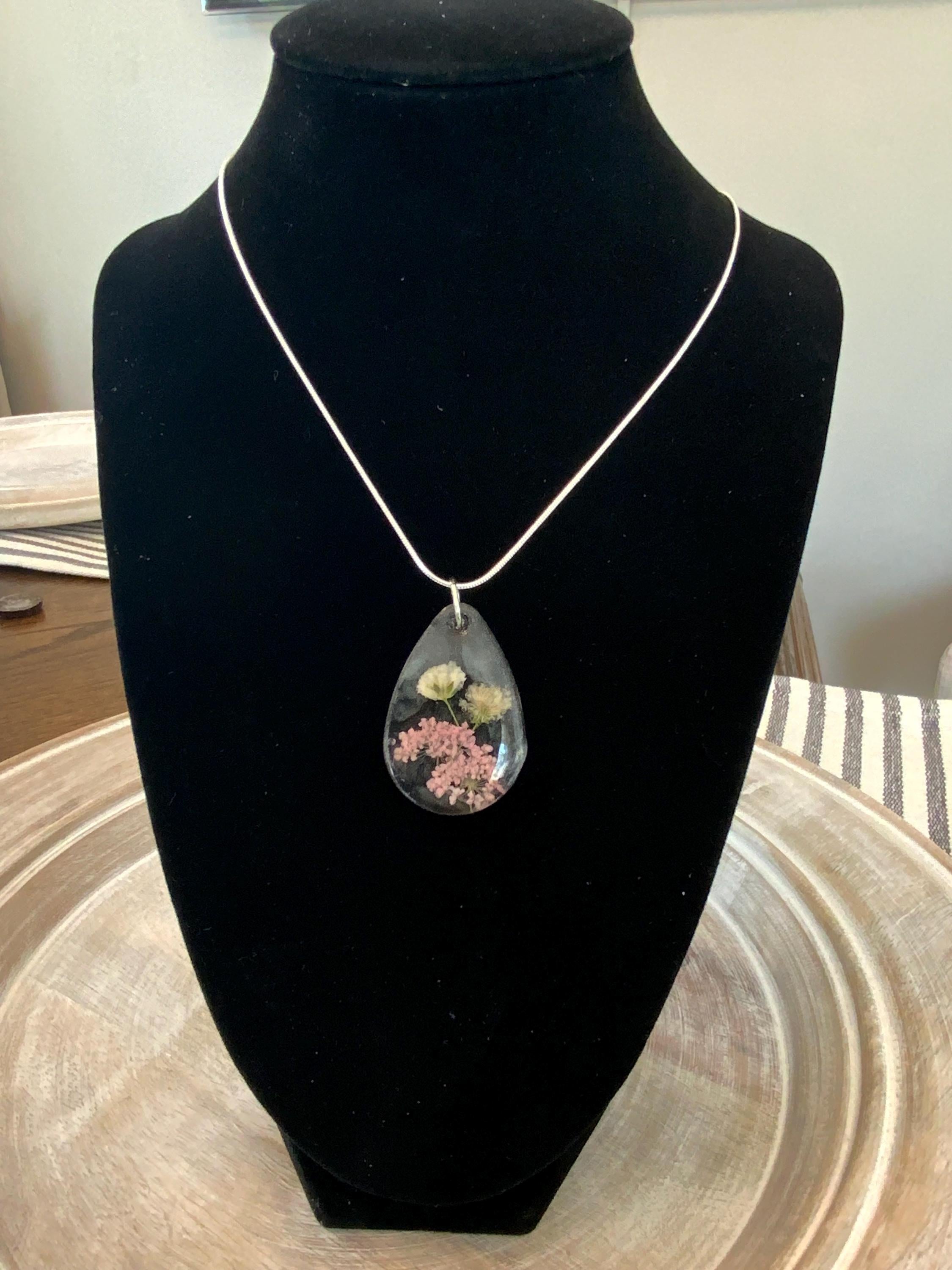 Pink Queen Anne's Lace Teardrop Pendant Necklace – Resin Jewelry