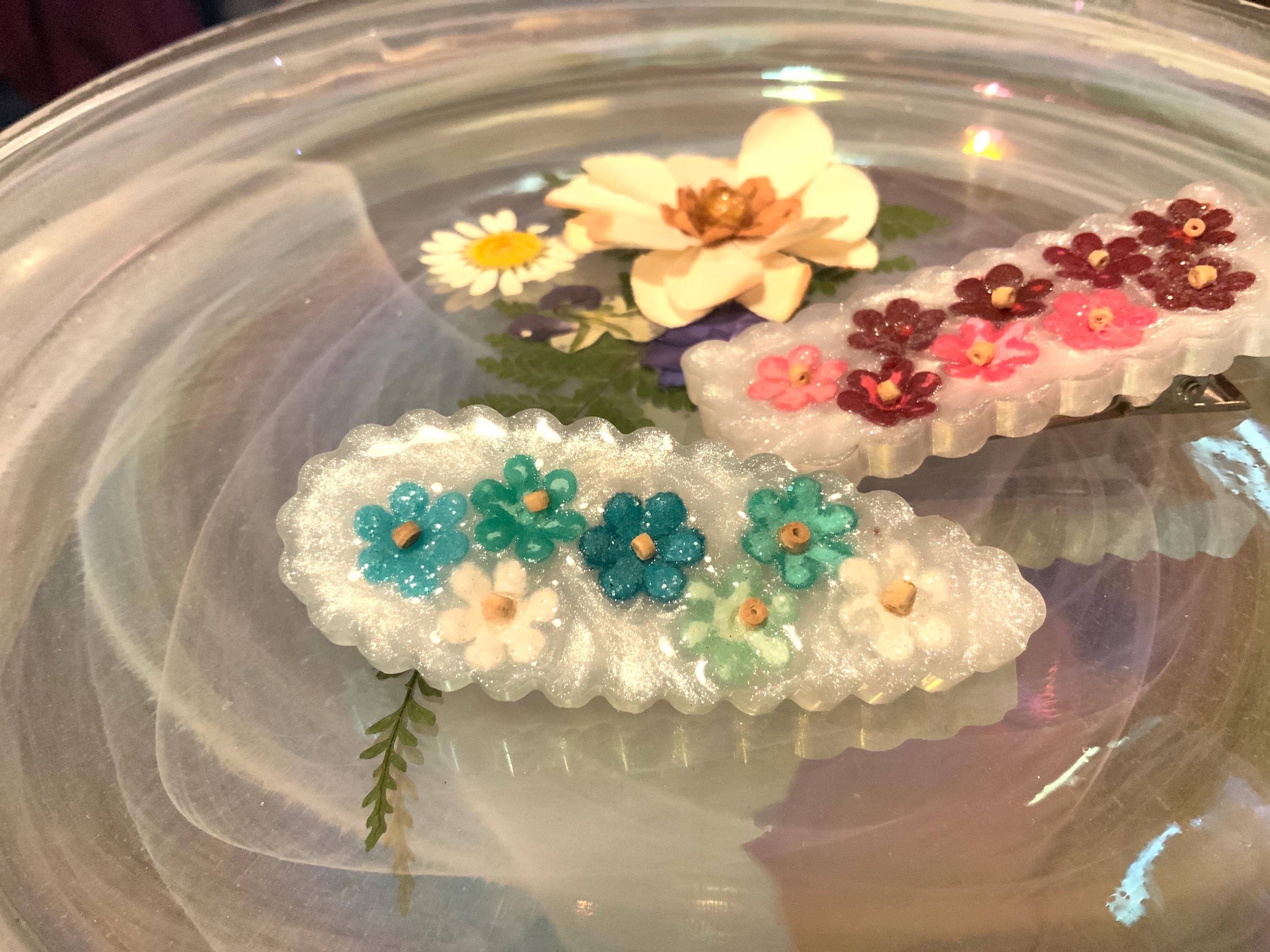 Pressed Flower Hair Clips – Handmade Resin Floral Barrettes
