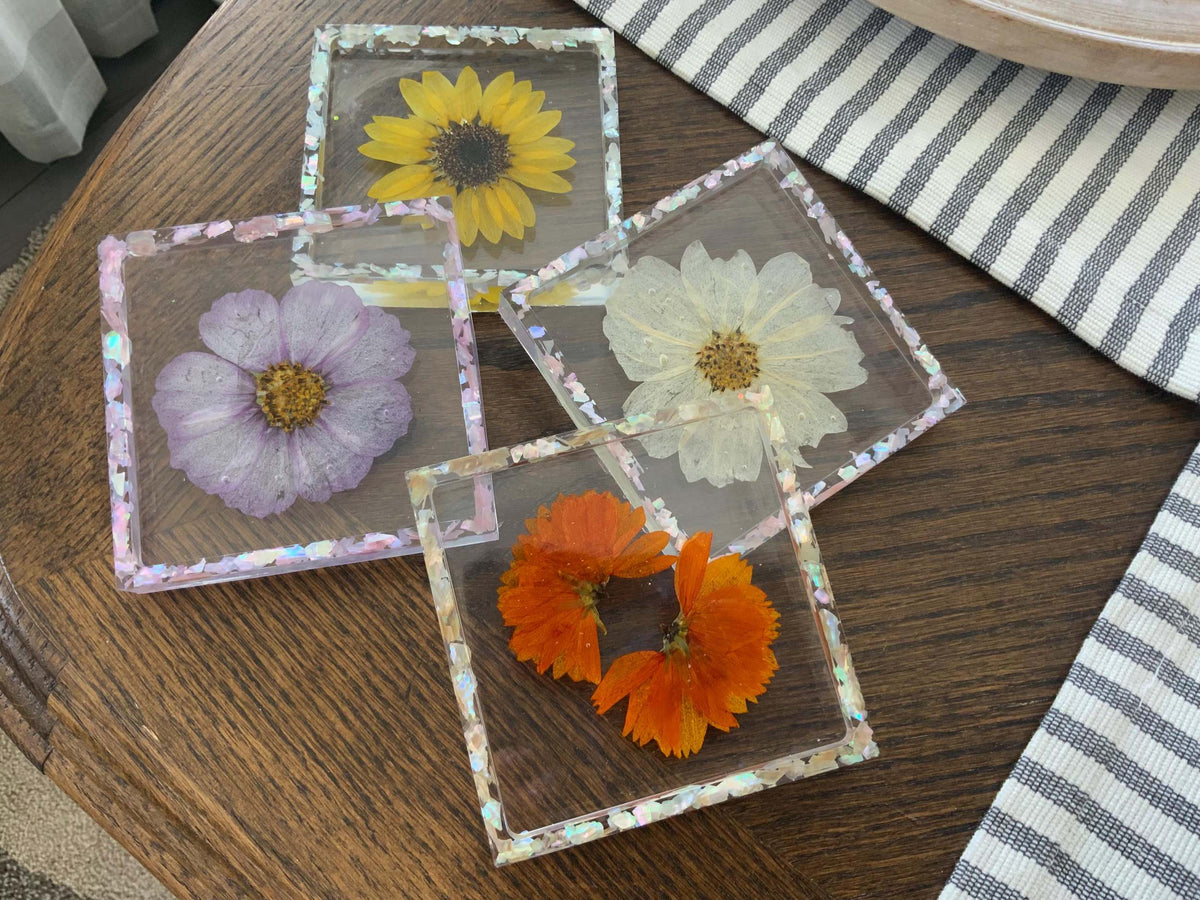 Handmade Resin Garden Bloom Clear Coaster Set of 4 – Floral Home Decor Gift