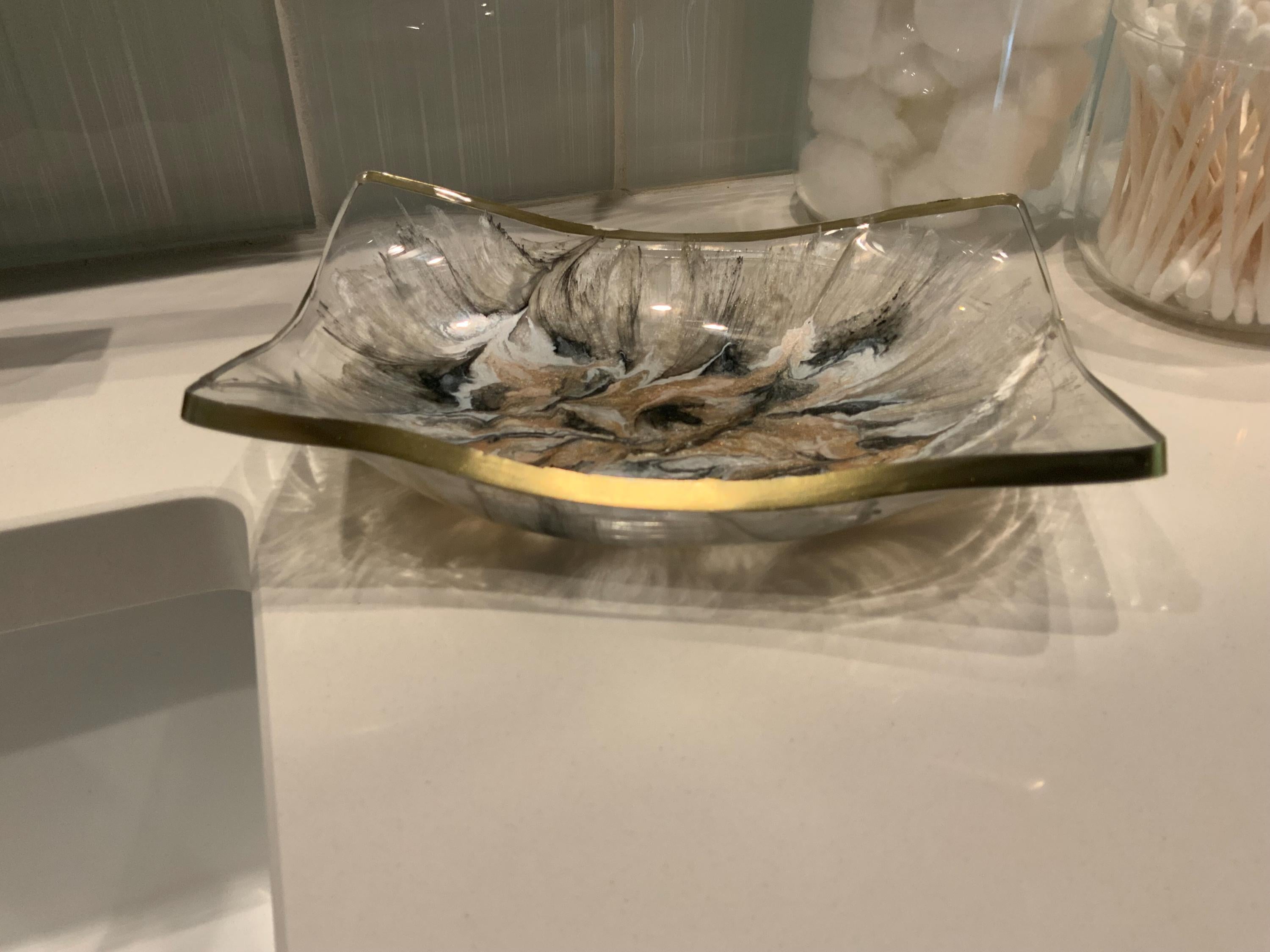 Handmade Resin Multi-Use Dish – Modern Swirl Design