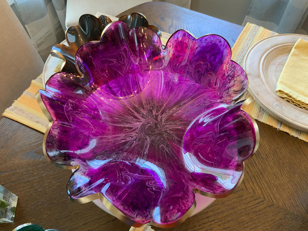 Resin Pretty in Pink Decorative Bowl