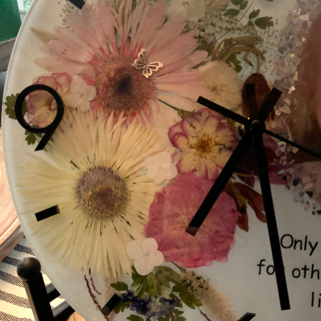 Personalized Memorial Clock – Photo & Quote Pressed Flower Keepsake Gift
