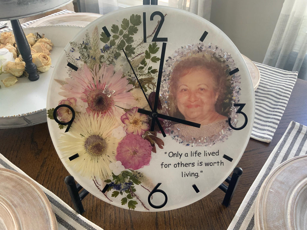 Personalized Memorial Clock – Photo & Quote Pressed Flower Keepsake Gift
