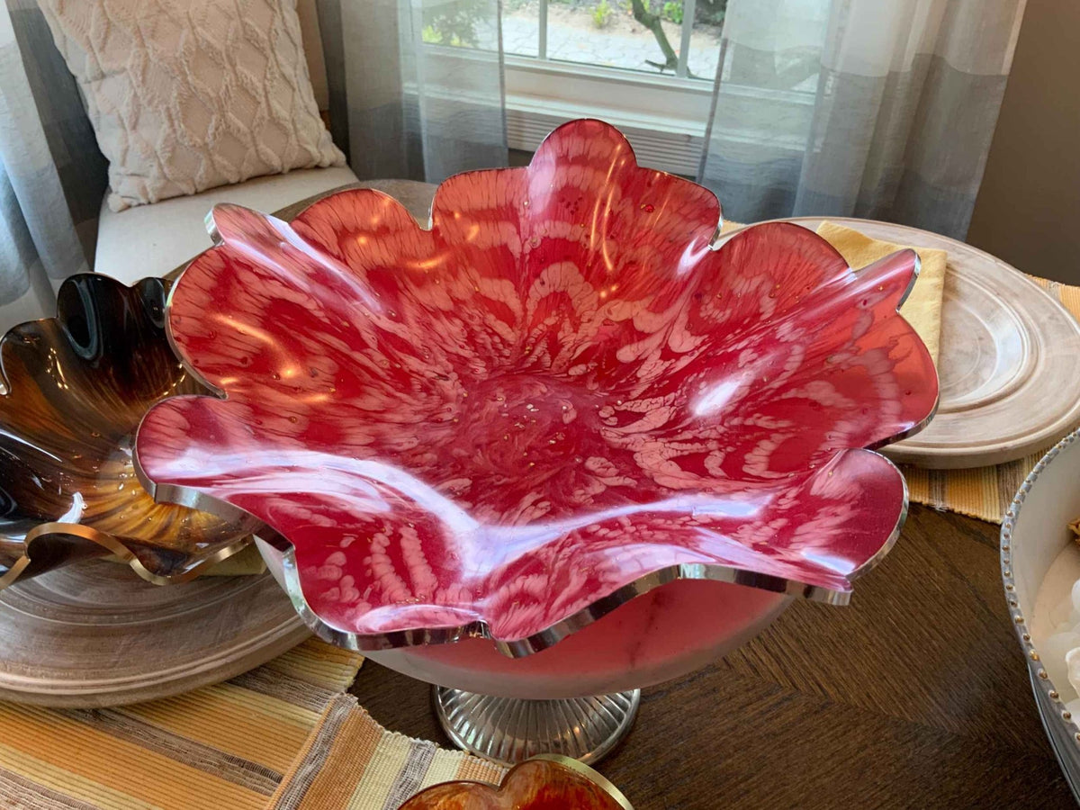 Candy Cane Resin Bowl – Red & White Christmas Decor - The Glossy Gift Shop
