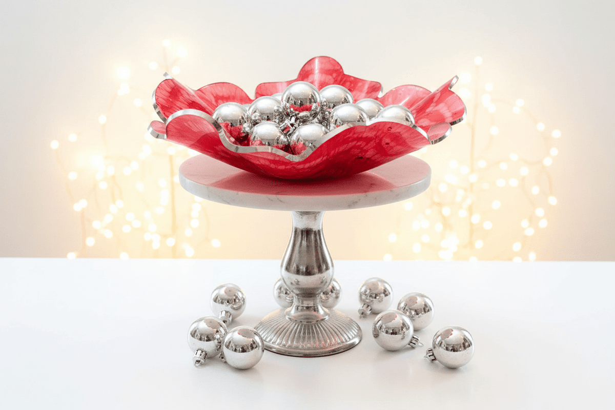 Candy Cane Resin Bowl – Red & White Christmas Decor - The Glossy Gift Shop
