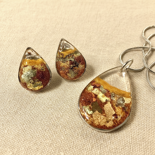 Copper Teardrop Set - Linen Background