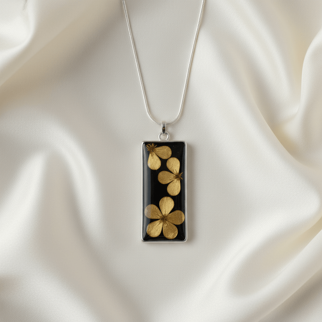 Daisy Resin Bar Necklace – Colorful Floral Pendant - The Glossy Gift Shop
