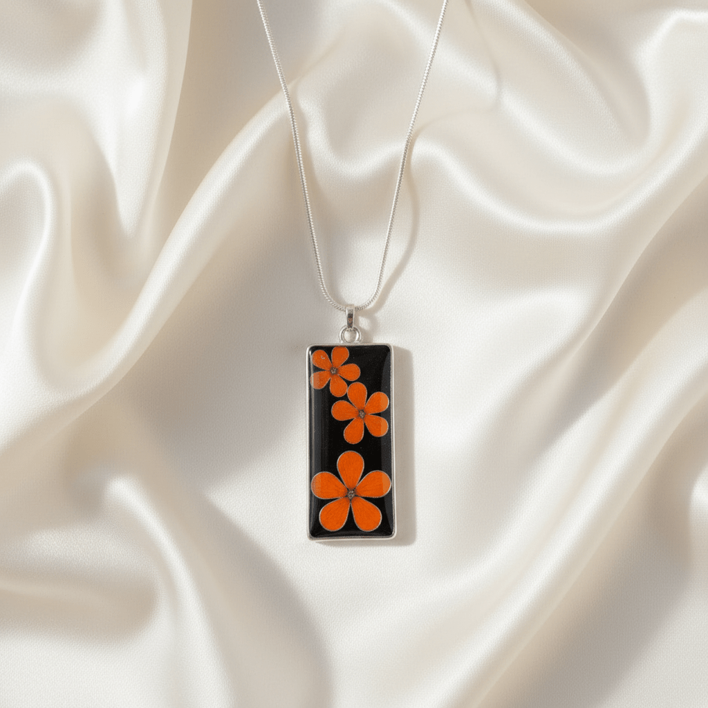 Daisy Resin Bar Necklace – Colorful Floral Pendant - The Glossy Gift Shop