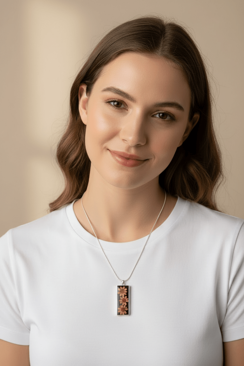 Daisy Resin Bar Necklace – Colorful Floral Pendant - The Glossy Gift Shop