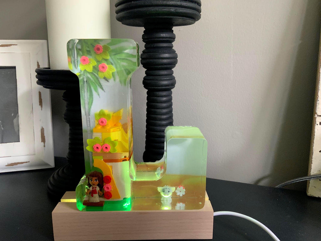 Moana Resin Lighted Letter – Kids Character Night Light Decor