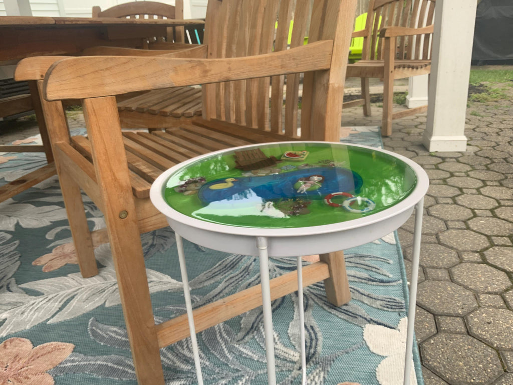 Sunbathing Side Table