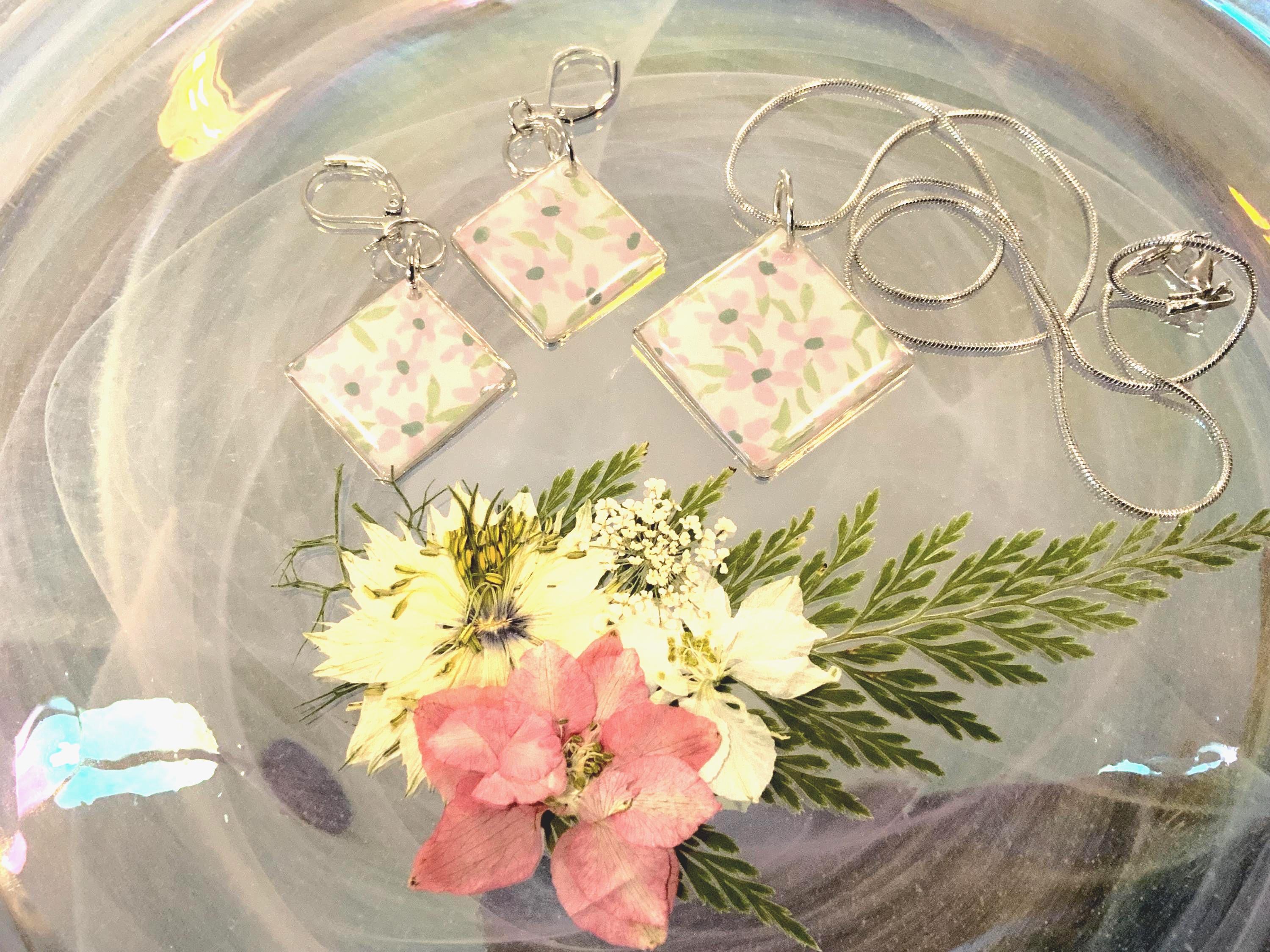 Pink Daisy Pendant and Earring Set