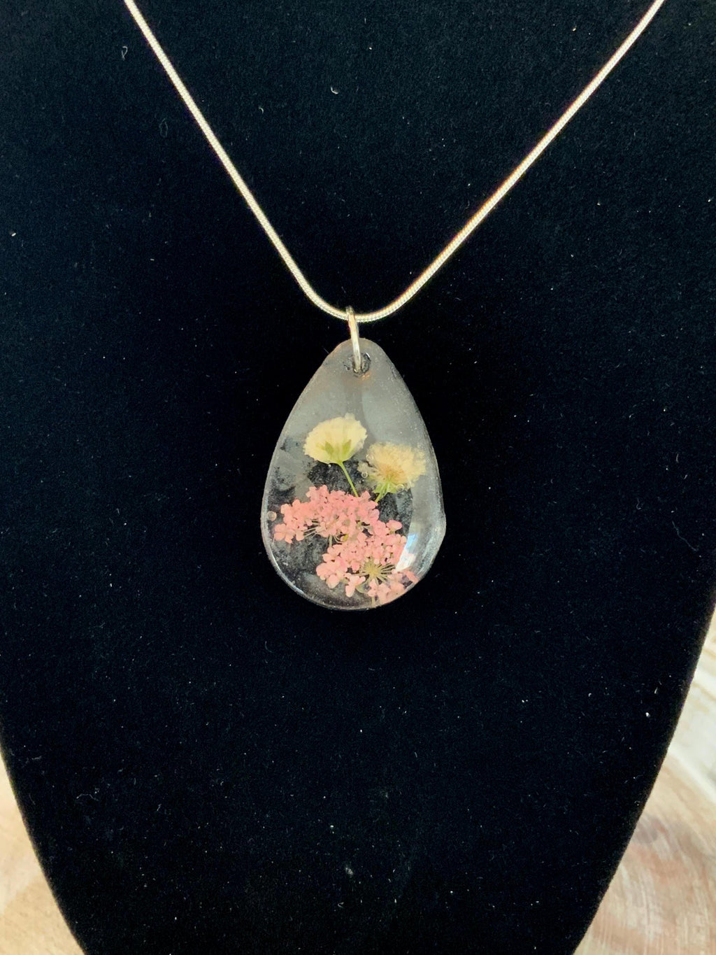 Pink Queen Anne's Lace Teardrop Pendant Necklace – Resin Jewelry