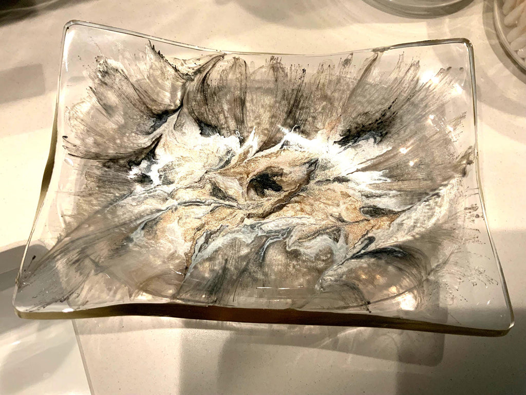Handmade Resin Multi-Use Dish – Modern Swirl Design