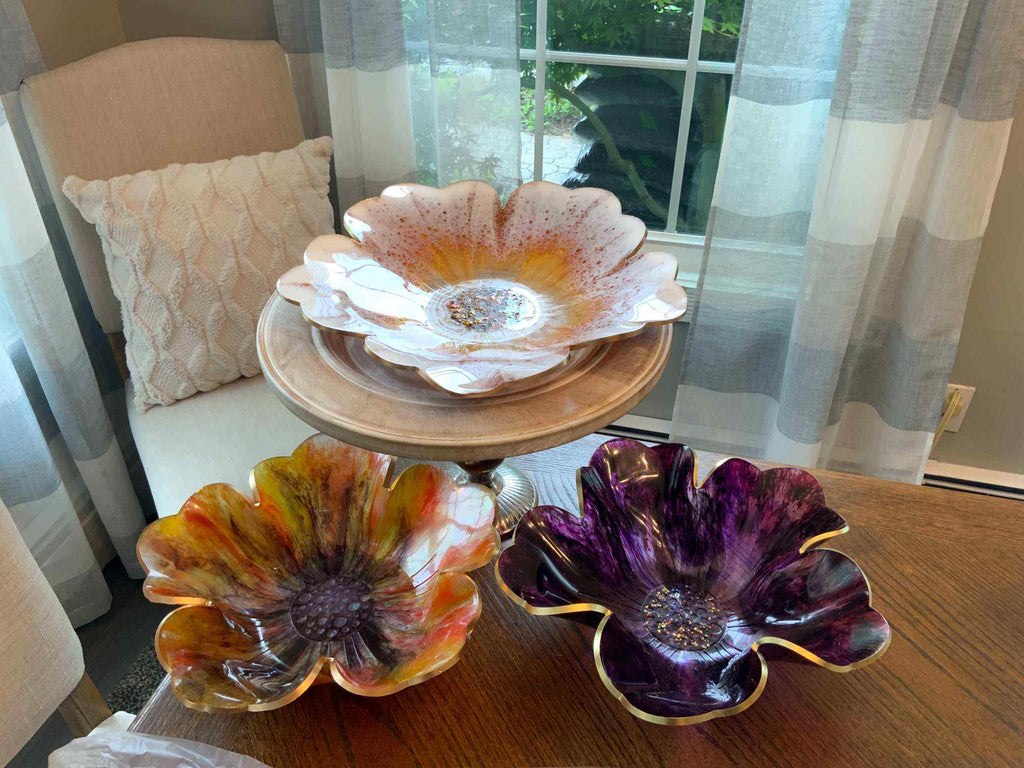 Gold Leaf & Bronze Resin Bowl – Handmade Metallic Decor - The Glossy Gift Shop