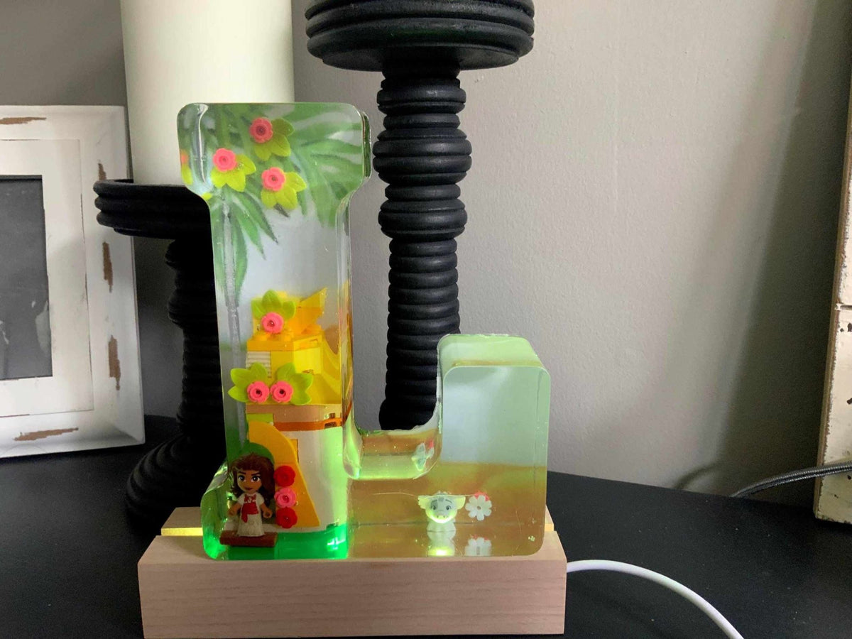 Moana Resin Lighted Letter – Personalized Kids Night Light - The Glossy Gift Shop