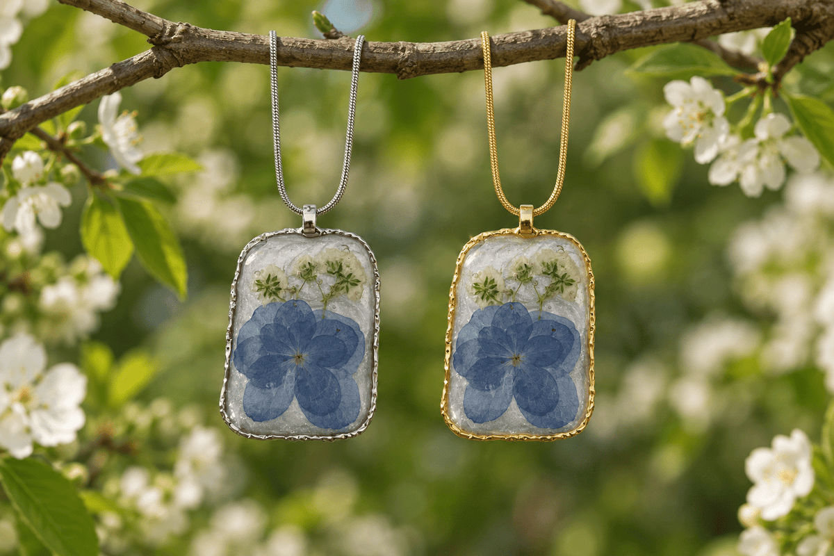 Organic Bloom Blue Pressed Flower Resin Pendant Necklace - The Glossy Gift Shop