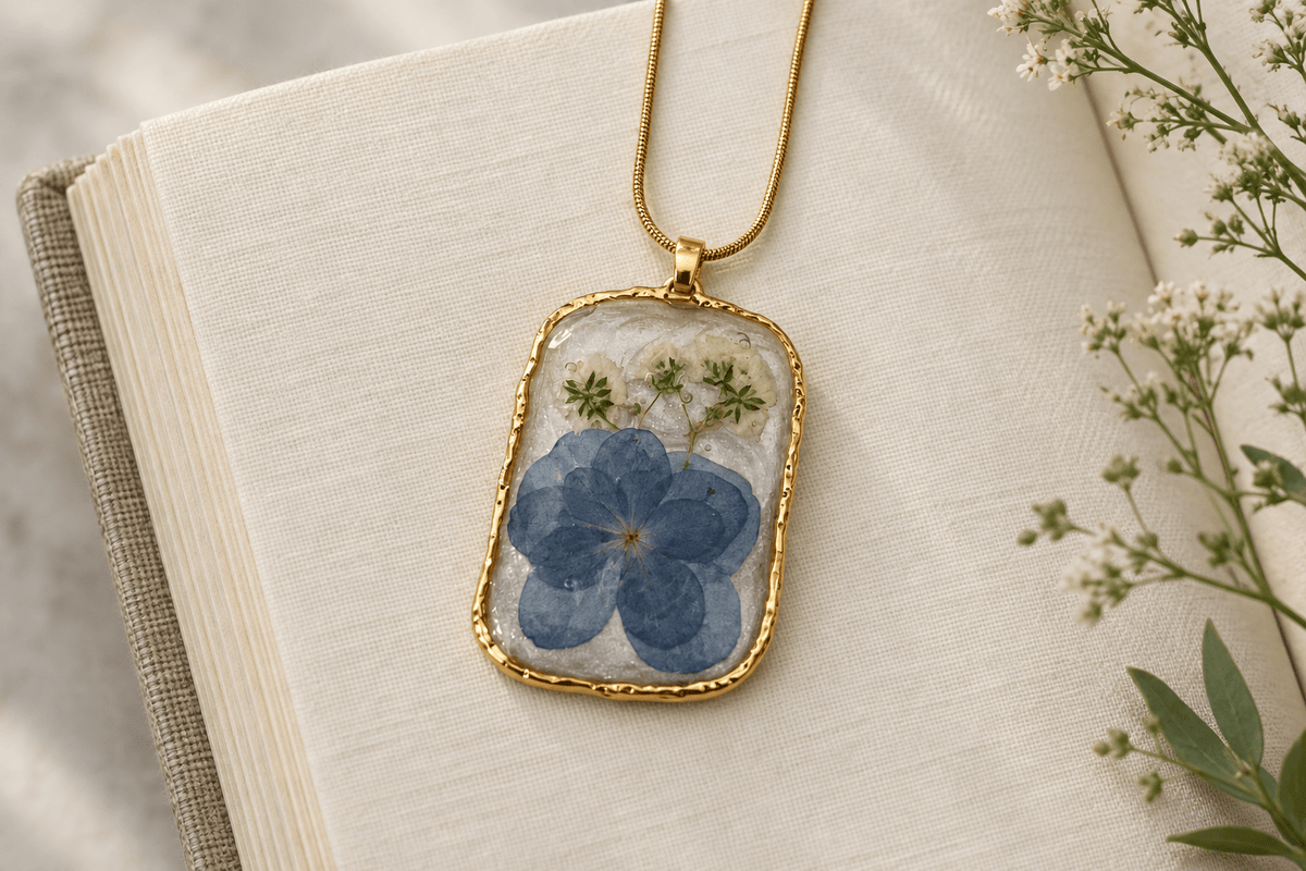 Organic Bloom Blue Pressed Flower Resin Pendant Necklace - The Glossy Gift Shop