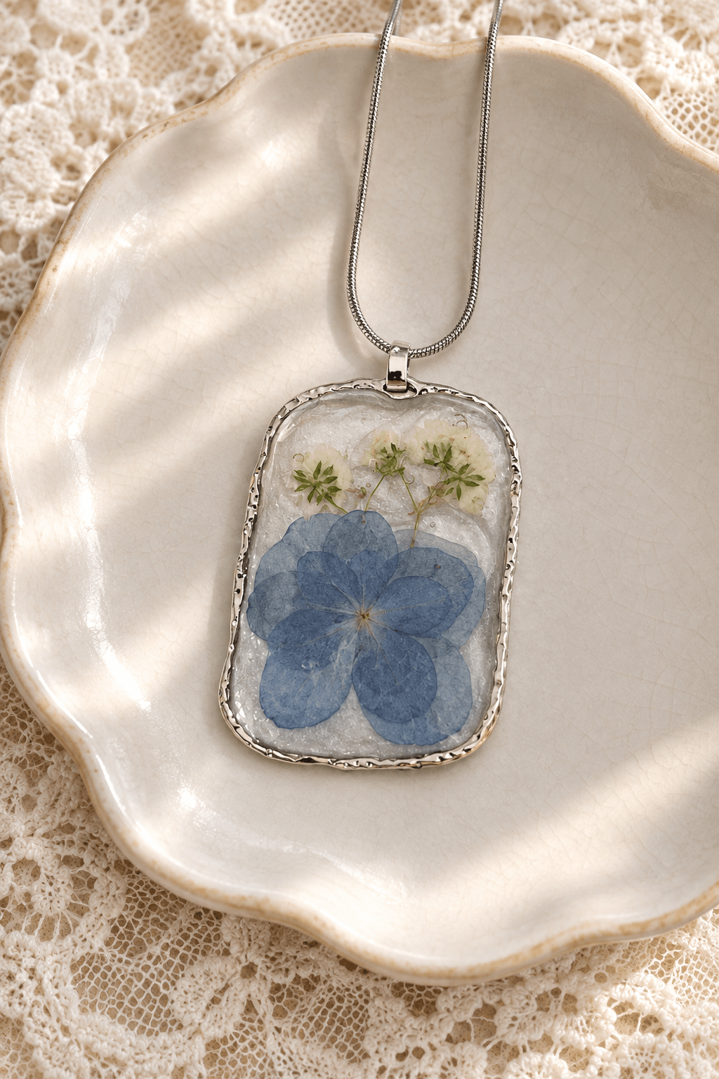 Organic Bloom Blue Pressed Flower Resin Pendant Necklace - The Glossy Gift Shop