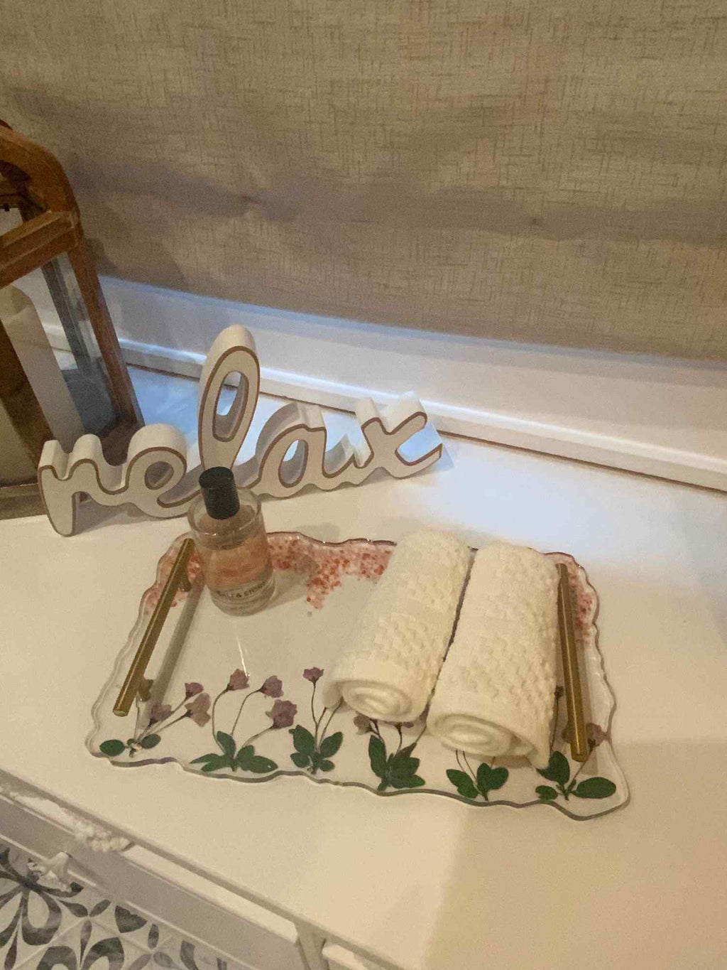 Pink Floral Resin Vanity Tray – Handmade Jewelry & Perfume Organizer - The Glossy Gift Shop