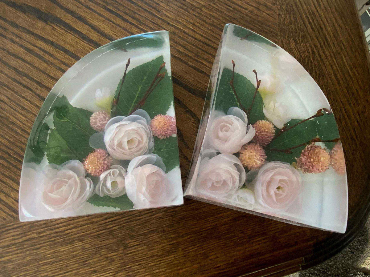 Pink Rose Resin Bookends – Handmade Floral Bookshelf Decor - The Glossy Gift Shop